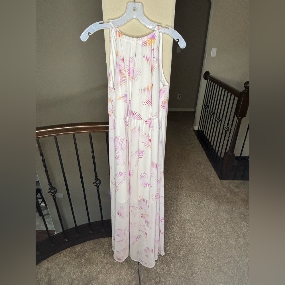 Torrid Maxi Dress Colorful Leaf Print Size 1 Colorful Tropical Vacation Travel